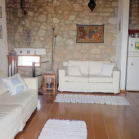 Tatil Evi Cozy With Shared Pool At Marchello